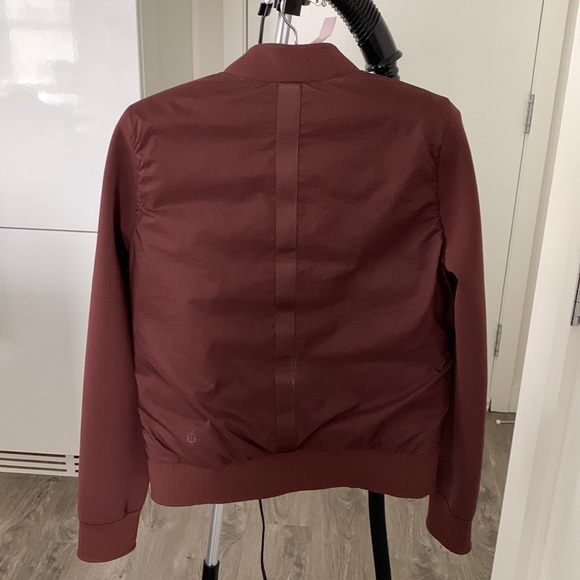 Lululemon reversible puff jacket - Picture 4 of 5